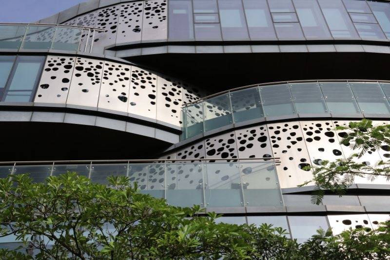 STAINLESS STEEL FACADE (3)