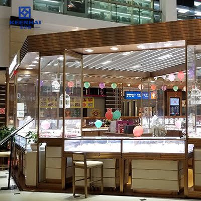Зображення продукту High End Showcase