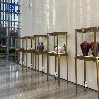 High End Glass Display Case Cabinet продуктунун сүрөтү