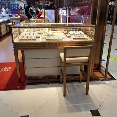 Зображення продукту High End Show Glass Cabinet