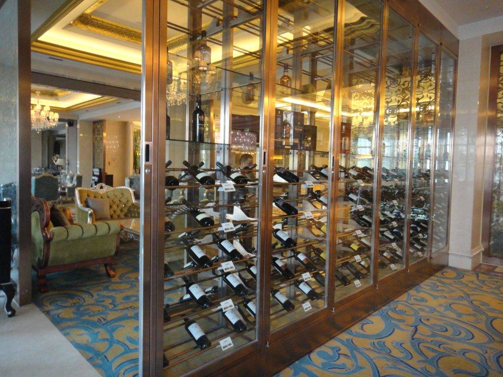 Custodia per prodotto per cantina in acciaio inossidabile